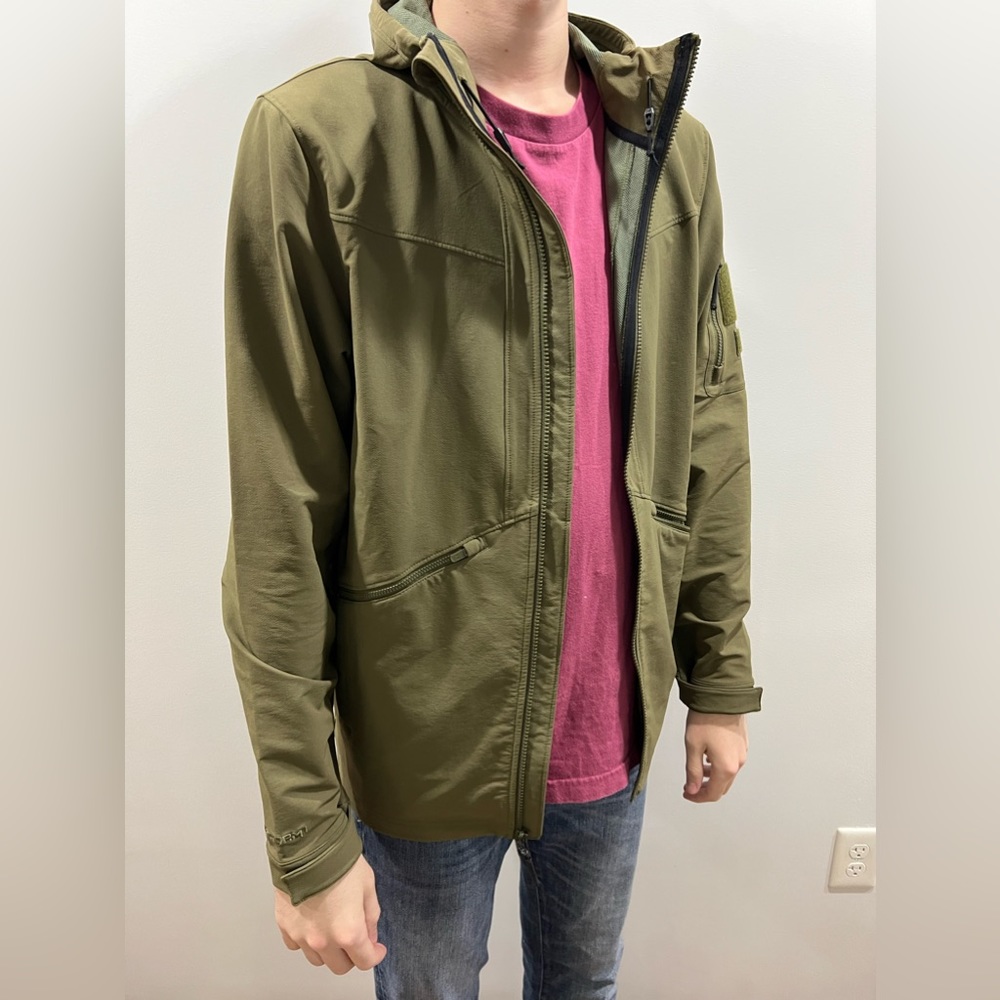 Under Armour Jacket